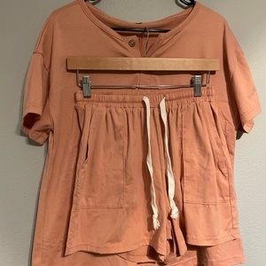 Tshirt and short casual set